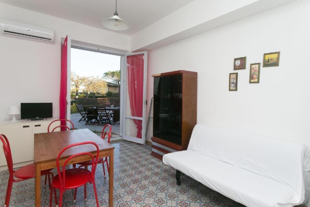 M084 - Marcelli, Trilocale Con Giardino A 100 M. Dal Mare Al Residence Mareverde المظهر الخارجي الصورة